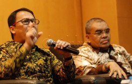 ahmad basarah(kiri) -Irgan Chairul Mahfidz (kanan)