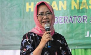 Siti Zuhro: Anggota DPR Harus Mundur