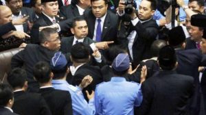 Kualitas Anggota DPR Hambat Proses Legislasi