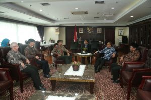 MPR Amandemen UUD 1945 Secara Terbatas