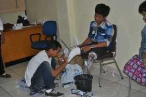 Tangerang Salurkan Bantuan UEP
