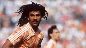 Gullit Gantikan Advocaat di Timnas Belanda