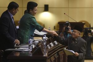 Paripurna Tak Ambil Keputusan Berhentikan Irman Sebagai Ketua DPD