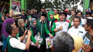 Fraksi PKB DPR RI Bantu Korban Banjir Bandang Kabupaten Garut Dana dan Sembako