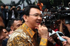 Massa Tolak Kehadiran Ahok di Ciracas