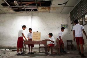 DPR Bentuk Panja, 70 Persen Sarana Pendidikan Dalam Kondisi Rusak