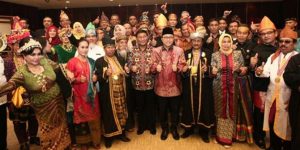 Zulkifli Hasan Minta Pemerintahan Jokowi Harus Perhatikan Hak-hak Masyarakat Adat