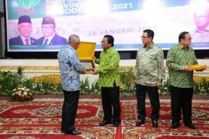 MPR Ajak Petani di Riau Tidak Jadi Kuli