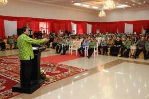 Oesman Sapta: Tak Akan Ada Kemakmuran di Indonesia Bila Petani Belum Makmur