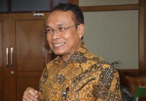 Kendala Mencopot Ahok