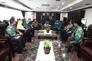 Guru Madrasah Mengadu ke Ketua MPR
