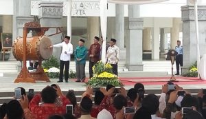Diresmikan Presiden Jokowi, Masjid Hasyim Asyari Dibangun Pakai APBD Rp165 Miliar
