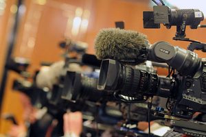 Perlu Ada Aturan Melarang Politisi Kelola Media