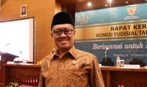 Ketua KY : Agama Sumber Etika