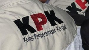 KPK Geledah Ruang Kerja Zumi Zola