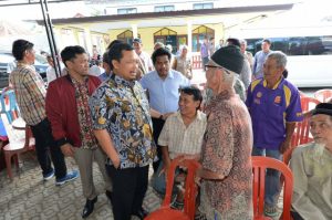 300 KK Warga Desa Kawungsari Mengadu ke Komisi IV DPR