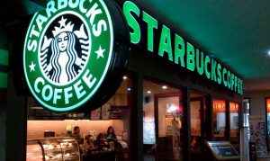 Ini Kata Fadli Zon Soal Himbauan MUI Boikot Starbucks