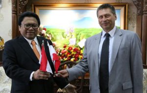 Kuasa Usaha Kedutaan Polandia Temui Ketua DPD RI