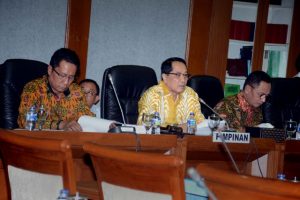 Pemerintah Tak Pernah Hadir, Revisi UU ASN Macet