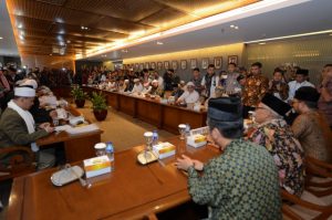 Agus Hermanto dan Fadli Zon Terima Perwakilan Massa Aksi 299