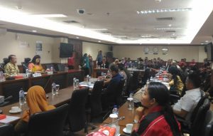 DPD Meminta Komitmen Pemerintah Selesaikan Masalah Tenaga Honorer