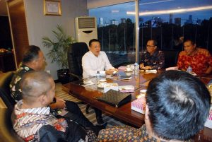 Bamsoet Terima Pimpinan Telusur.co.id di Ruang Ketua DPR