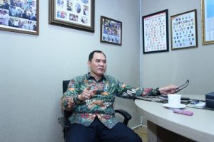 Bambang: Mega Infrastruktur Jokowi Buat Ekonomi Indonesia Merosot Tajam