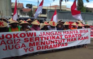 Tanah Dikuasai Pengembang, Warga Bintaro Kruduk Kantor Sofyan Djalil