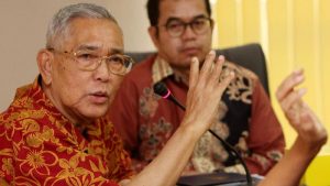 Mampu Hadapi Tantangan Zaman, Try Sutrisno Usulkan Kembali Ke UUD 1945