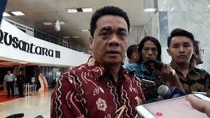 Gunakan Fasilitas Negara, Wajar Elektabilitas Jokowi Tinggi