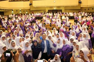 Untuk Capai Cita-cita Kemerdekaan, Zulhas Ajak Wanita Cerdas Memilih Pemimpin
