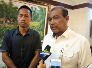 Petinju Daud Yordan Minta Restu Wakil Ketua DPD Nono Sampono