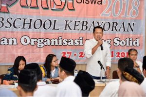 Di Depan Pelajar Labschool, Bamsoet: Untuk Jadi Pemimpin Perlu Proses