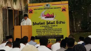 Shalat Ied di Halaman Kantor Golkar DKI, Airlangga Ajak Masyarakat Hadir di TPS