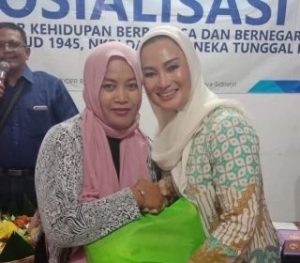 Lucy Kurniasari Ajak Arek Suroboyo Tumbuhkan Budaya Gotong Royong