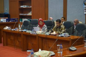 Hetifah Minta Pemerintah Perbaharui Kurikulum Pendidikan