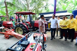 Kunker ke Konstituen, Bamsoet Serahkan Bantuan Alsintan di Banjarnegara