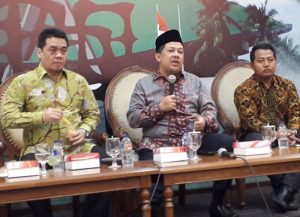 Fahri Hamzah Desak MK Keluarkan Putusan Nolkan Presidential Threshold