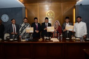 Neno Warisman Mengadu ke DPR
