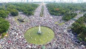 Fahri Hamzah: Tim Jokowi Jangan Salah Membaca Reuni Akbar 212