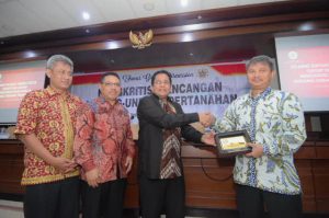 BK DPR Jalin Kerjsama dengan UGM
