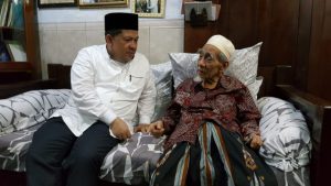 Ini Pesan Mbah Moen Buat Fahri Hamzah