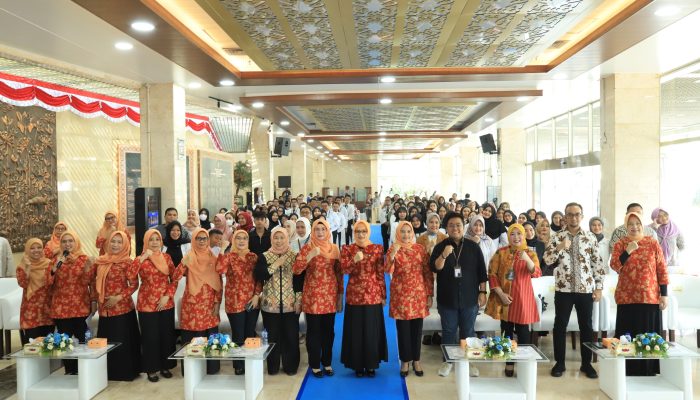 Dharma Wanita Setjen DPD RI Gelar Penyuluhan dan Periksaan Kesehatan Gratis