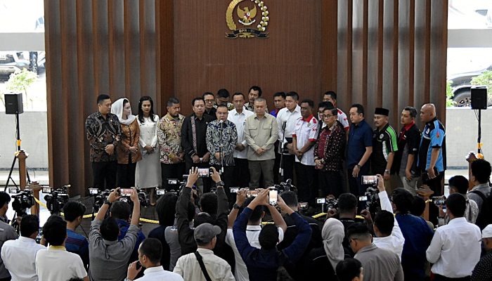 DPR, Pemerintah dan Asosiasi Pengemudi Sepakat Bentuk Tim Rumuskan Zero ODOL 2027