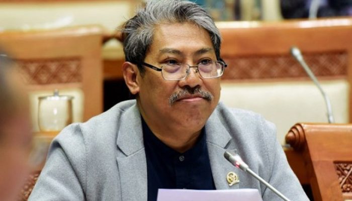 PKS Minta Danantara Fokus Jadi Holding BUMN Saja