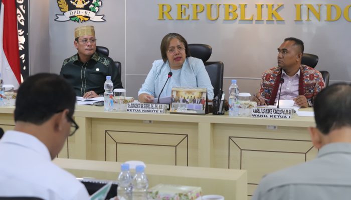 Raker dengan Mentan, Komite II DPD RI Sampaikan Berbagai Persoalan di Bidang Pertanian