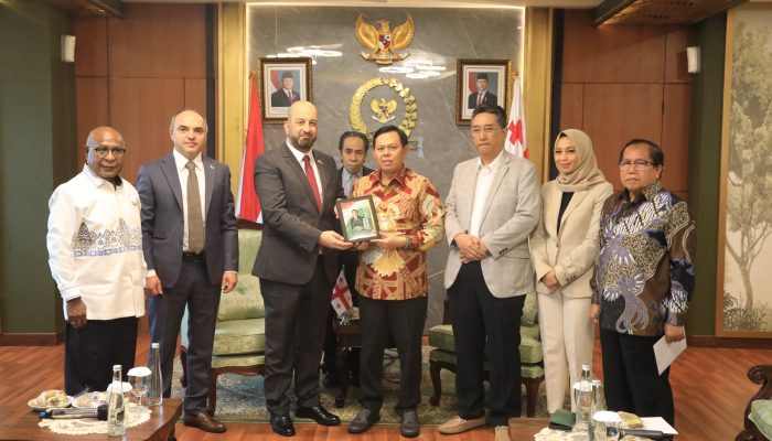 Ketua DPD RI Terima Kunjungan Dubes Georgia, Bahas Kerja Sama Antara Kedua Negara