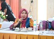 Banyak Sekolah Belum Dapat Papan Interaktif Digital, Pemerintah Harus Segera Realisasikan