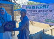 Senator Aceh Darwati A. Gani Kunjungi dan Serahkan Bantuan kepada Korban Banjir dan Longsor di Aceh Tamiang